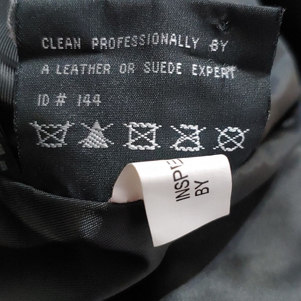 Colebrook fitted black 100% leather coat - Picture 7 of 7